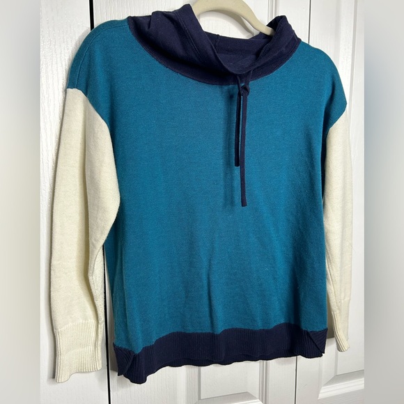 T by Talbots Women’s Cowl Neck ColorBlock Long Sleeve Pullover Sweater Size SP - Picture 2 of 7